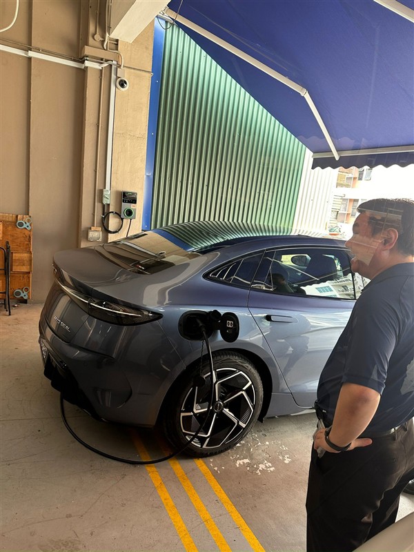 WhatsApp Image 2025-10-31 at 18.01.35 (2)