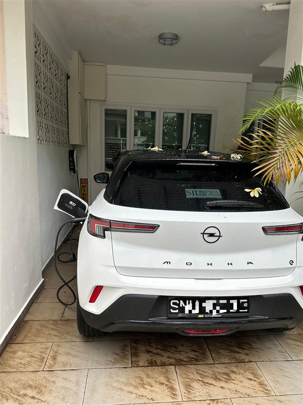 WhatsApp Image 2025-10-31 at 18.01.36