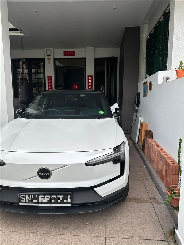 WhatsApp Image 2025-10-31 at 18.01.38 (1)