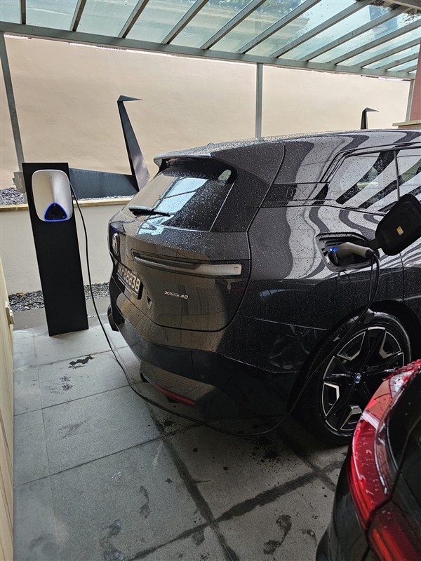 WhatsApp Image 2025-10-31 at 18.01.40 (1)